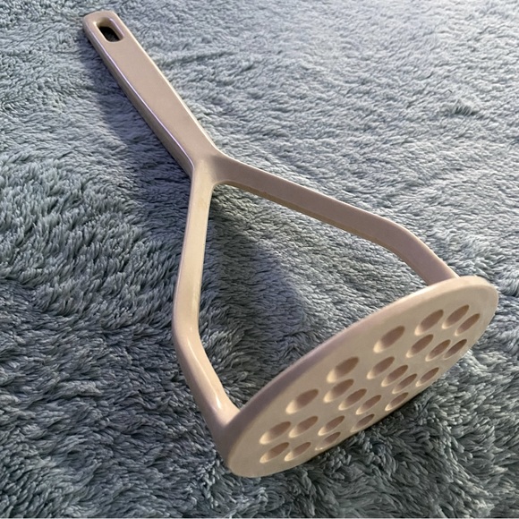 EKCO Potato Masher - Picture 2 of 3